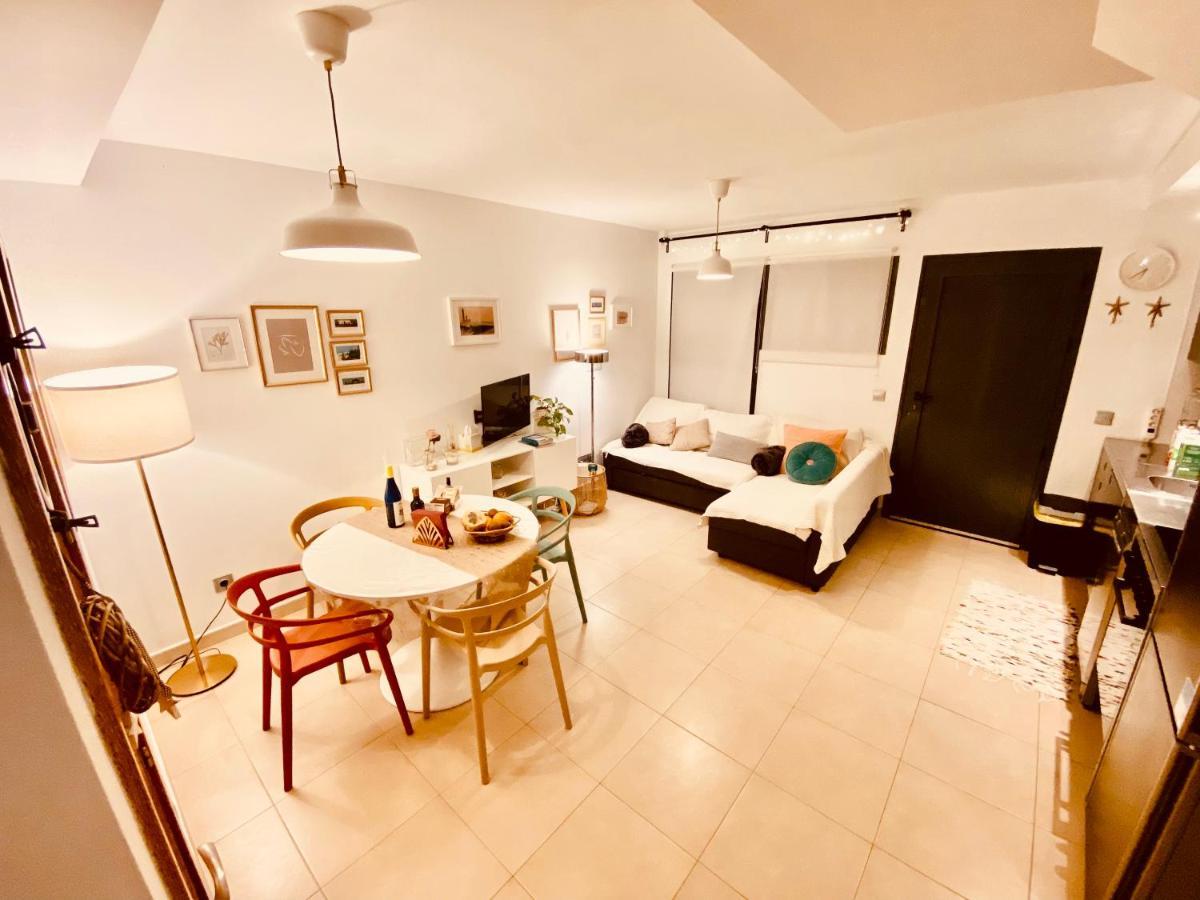 Casa Carol, Un Hogar Fuera De Casa. Villa Cotillo Екстериор снимка